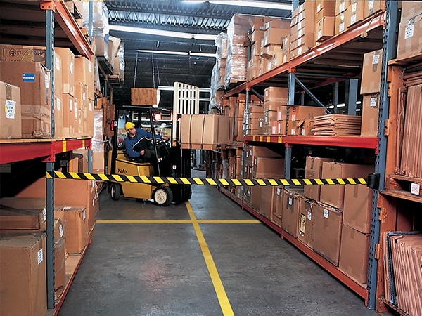 Warehouse Safety Belt Barriers